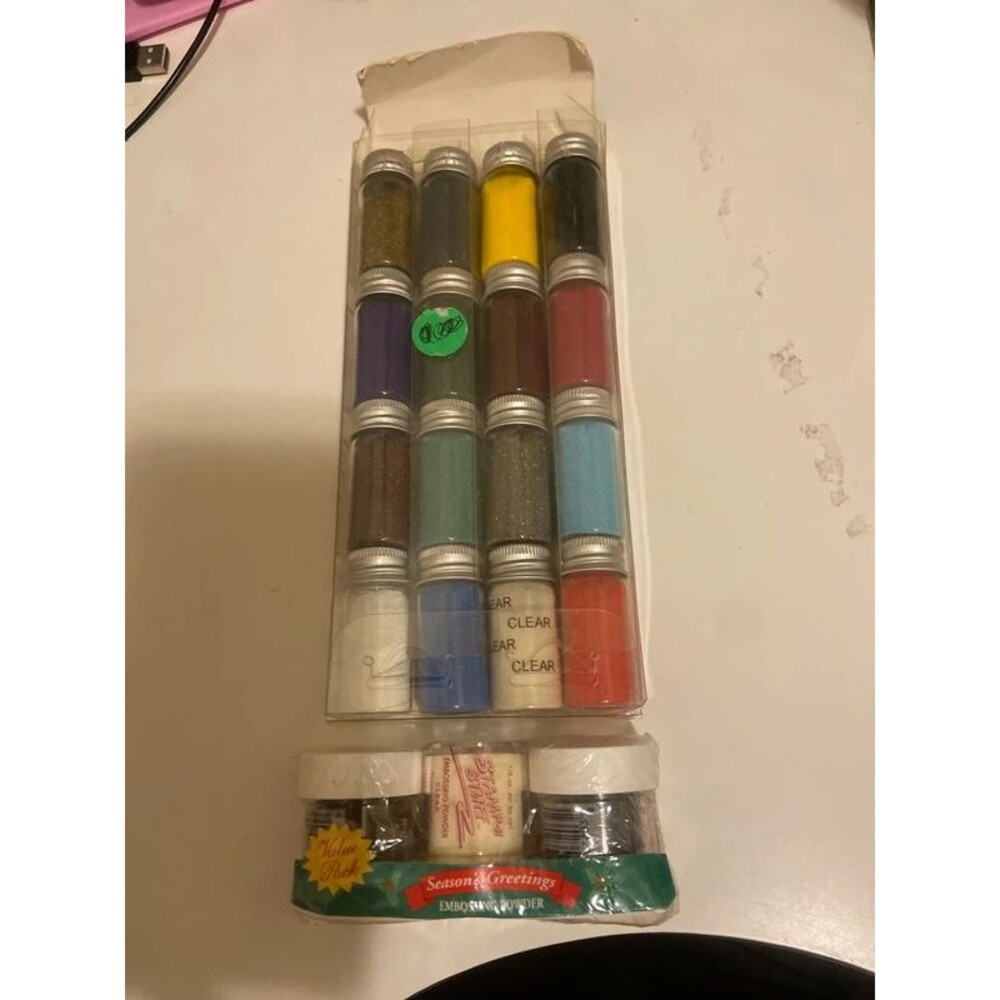 Lot of 19 Embossing Powders